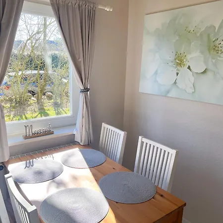 Apartment Strandapartment In Für 2-4 Personen Westerland