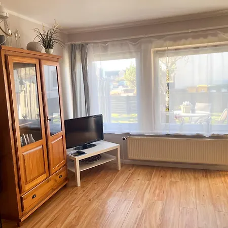 Strandapartment In Fuer 2-4 Personen *